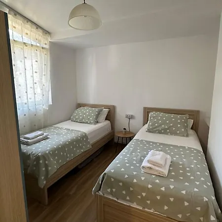 아파트 Albania Dream Holidays 골렘